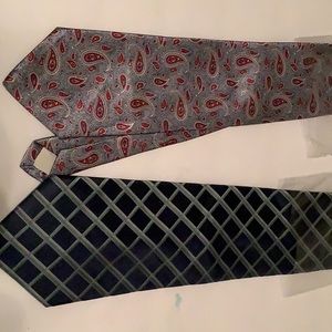 2 Vintage Men’s Ties Etienne Aigner & Van Heusen Paisley Diamond Squares
